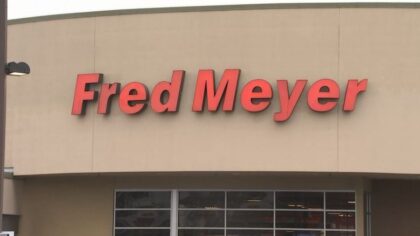 Everett offers 6 months of free transit to grocery stores after Fred Meyer closures