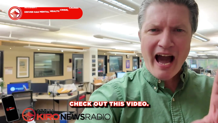 Watch A Chain-Reaction Crash on Aurora Avenue N 