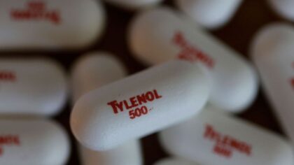 UW doctor disputes causal link between Tylenol and autism