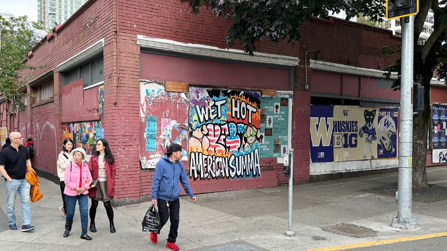 The one-story building at Second and Bell in downtown Seattle once housed Mama's Mexican Kitchen; e...