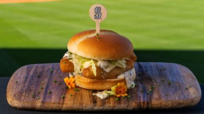 Mariners add 4 new menu items for ALCS games at T-Mobile Park